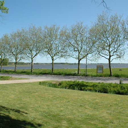 Moushouk Bed And Breakfast Oostwold  Bagian luar foto